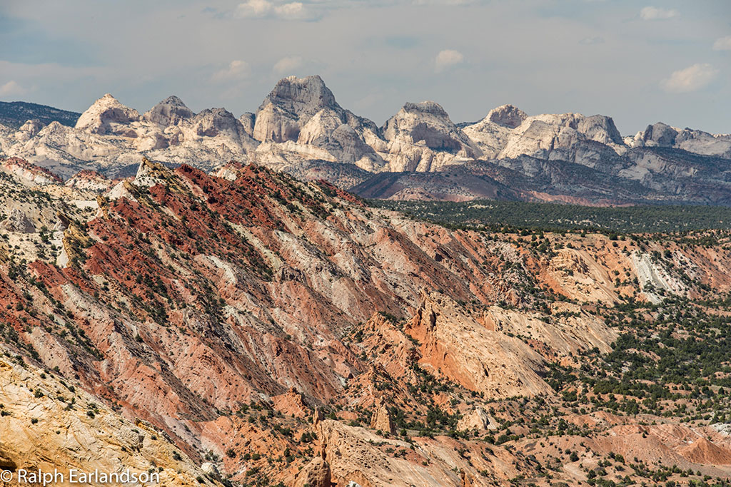 Example of tectonic folds in Utah. (Credit: Ralph Earlandson)