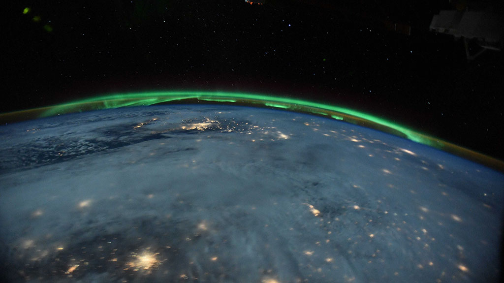 The first aurora borealis seen and captured by David Saint-Jacques from the International Space Station, on January 16, 2019. (Credit: Canadian Space Agency/NASA)
