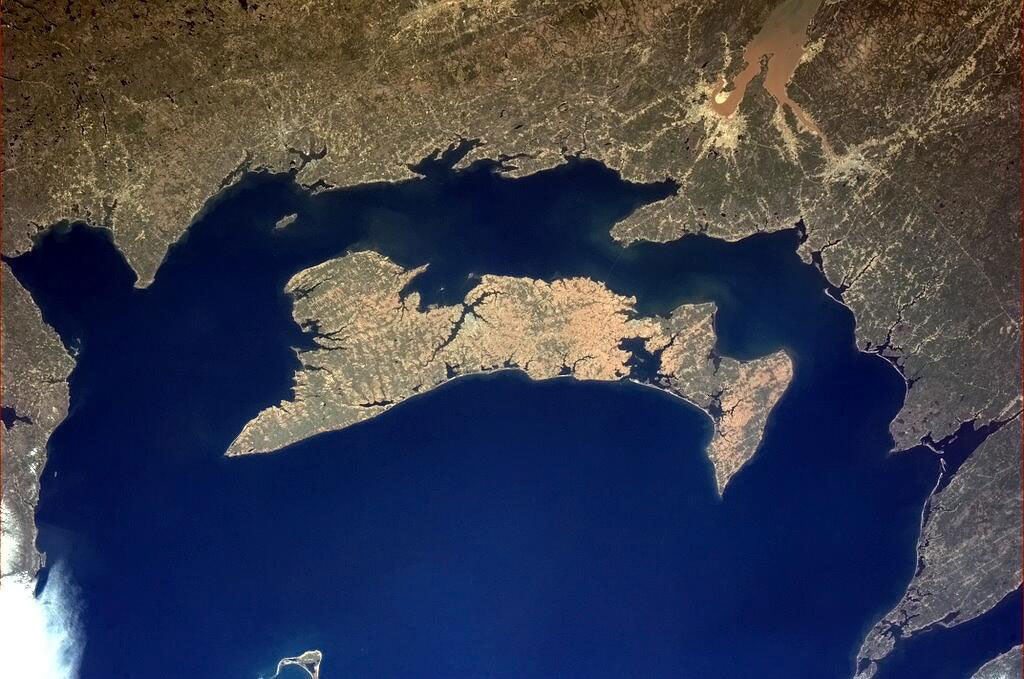 The 8-kilometre long Cavendish beach, in Prince Edward Island, can be seen with the cameras aboard the International Space Station. This photo was captured by Chris Hadfield in 2013. (Credit: Canadian Space Agency/Chris Hadfield)