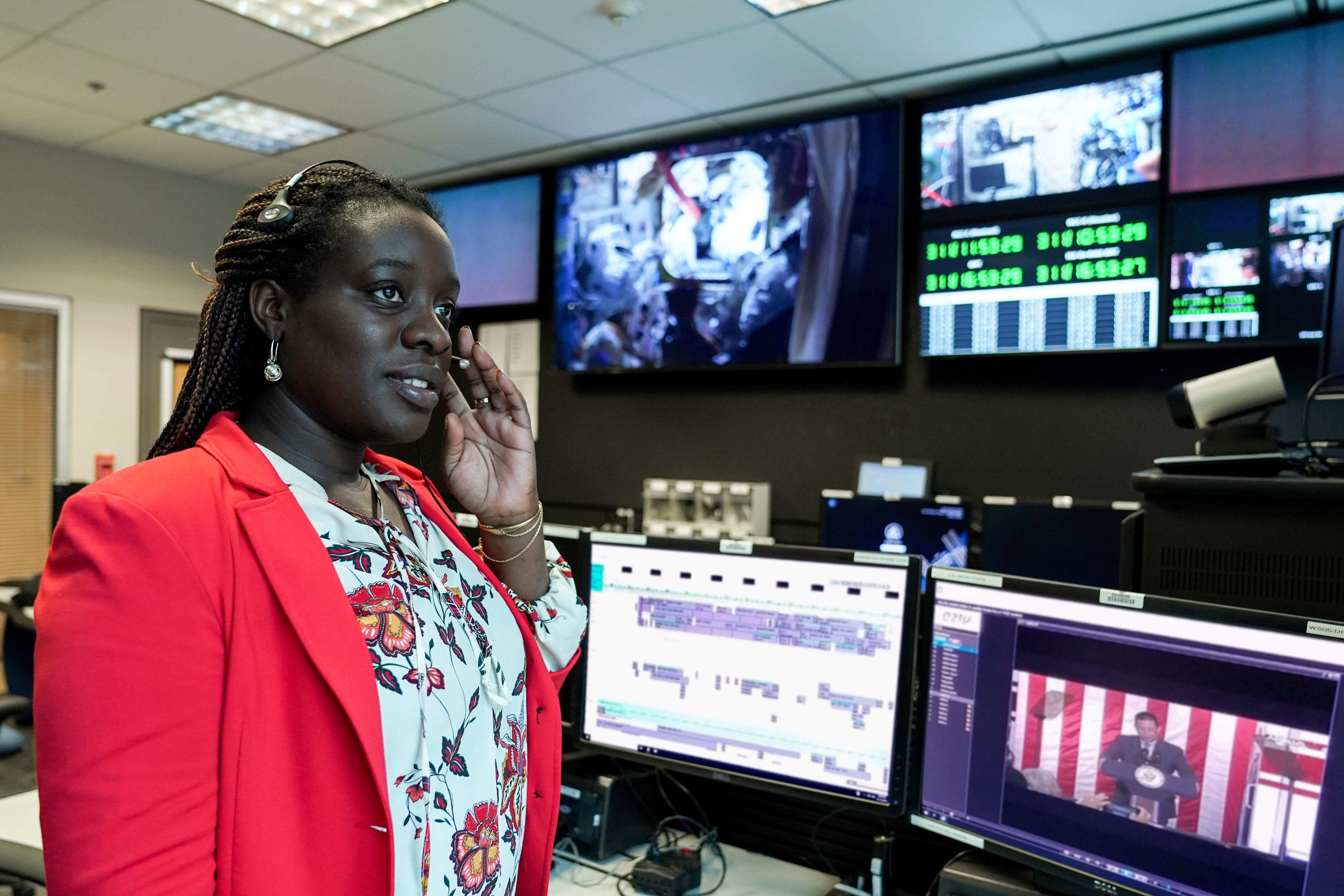 Marie Gisèle Munyaneza – Ingénieure aux opérations pour les expériences scientifiques en orbite