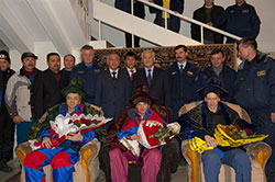 Robert Thirsk, Roman Romanenko and Frank De Winne received a welcome from Kazakh authorities