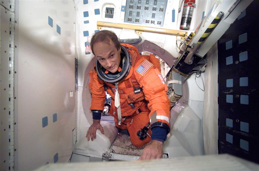 STS-115 Mission - Steve MacLean